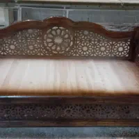 تولیدی تخت سنتی