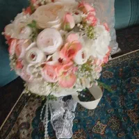 دسته گل عروس مصنوعی نونوخارجی وباکس گل