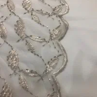 پارچه ساتن ورویه ی ملیله دوزی رنگ فیلی مناسب عروس