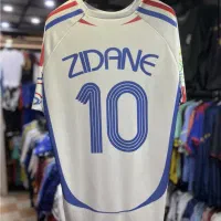 دنیای کیت فوتبال