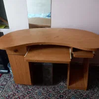 میز کامپیوتر