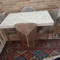 میز نهار خوردی در خد نو