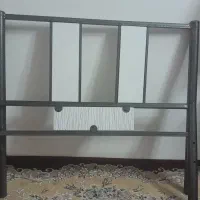 تخت یک نفره