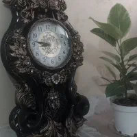 ساعت دیواری