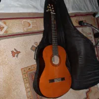 گیتار یاماها c70