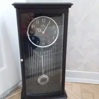 ساعت دیواری فقط پونصد