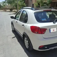 کوییک آر سفید مشکی مدل چهارصد و دو
