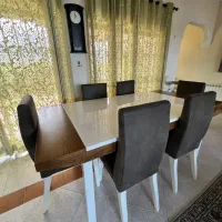 میز ناها خوری چوبی