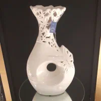 دکوری و گلدان