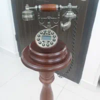 تلفن ایستاده چوبی
