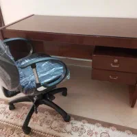 میز و صندلی چرخان