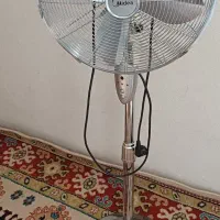 پنکه ایستاده