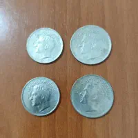 تعدادی سکه شاهی
