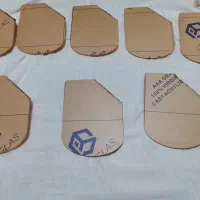 استند دیواری عینک یا کتونی