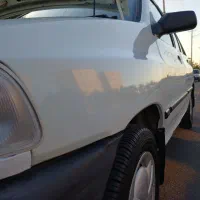 پراید صندوقدار بی رنگ
