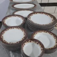 بشقاب میلامین جنس خوب ۱۲ پاچه سرویس کامل تمیز تمیز