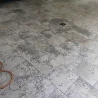 سنگساب کفساب موزاییک ساب لاشه بتن  استخر