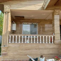 کارگر ساده کاشی کاری