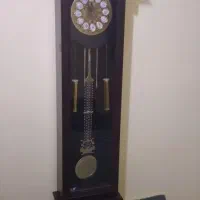ساعت چوبی ایستاده