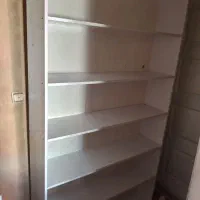 قفسه وکتابخانه