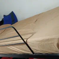 تخت همراه تشک