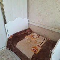 تخت و صندلی بچه و شهربازی و تاب و کالسکه