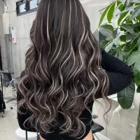 خدمات ارایشگری