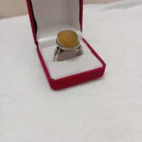انگشتر عقیق زرد