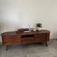 میز تلویزیون شیک و مرتب