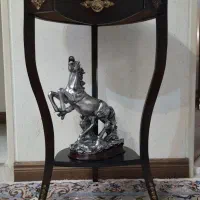 میز پایه دکوری و آباژور