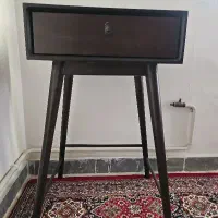 میز تلفن و دکوری
