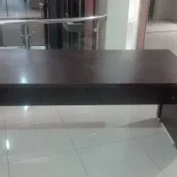 میز و صندلی و کنفرانس