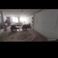 واحد ۱۰۰متری/غرق نور