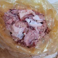 ضایعات و اسکلت مرغ مخصوص حیوان خانگی/سگ و گربه