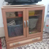 میز تلویزیون. جاکفشی