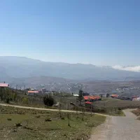 زمین ۳۷۰ متر اسپیلی
