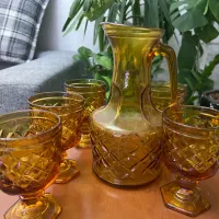 ظروف و چرخ خیاطی عتیغه