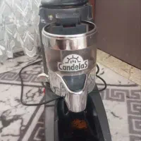 آسیاب قهوه و تایمر