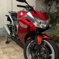 Cbr 250 R (Special color)|موتورسیکلت|تهران, قلهک|دیوار