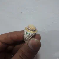 انگشتر اپال