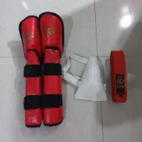 کاپ و ساق بند و کمربند