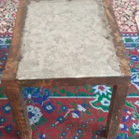 چهار پایه آهنی
