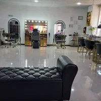 پاکسازی پوست .کاشت ناخن براشینگ