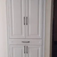 ساخت .نصب و تعمیرات انواع کابینت و کمد وغیره