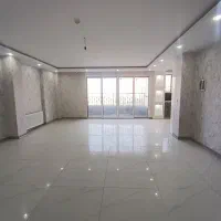 آپارتمان ۱۱۰متری/۳خواب  /جنوبی/صفر /