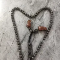 تسبیح زندان باف