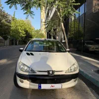 206 صندوقدار بی رنگ فروش فوری
