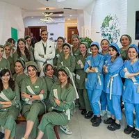 مدیر داخلی و منشی((خانم)) کلینیک جراحی زیبایی