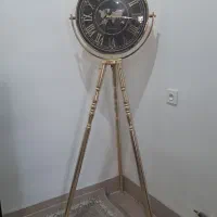 ساعت ایستاده