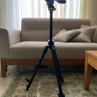 سه پایه دوربین